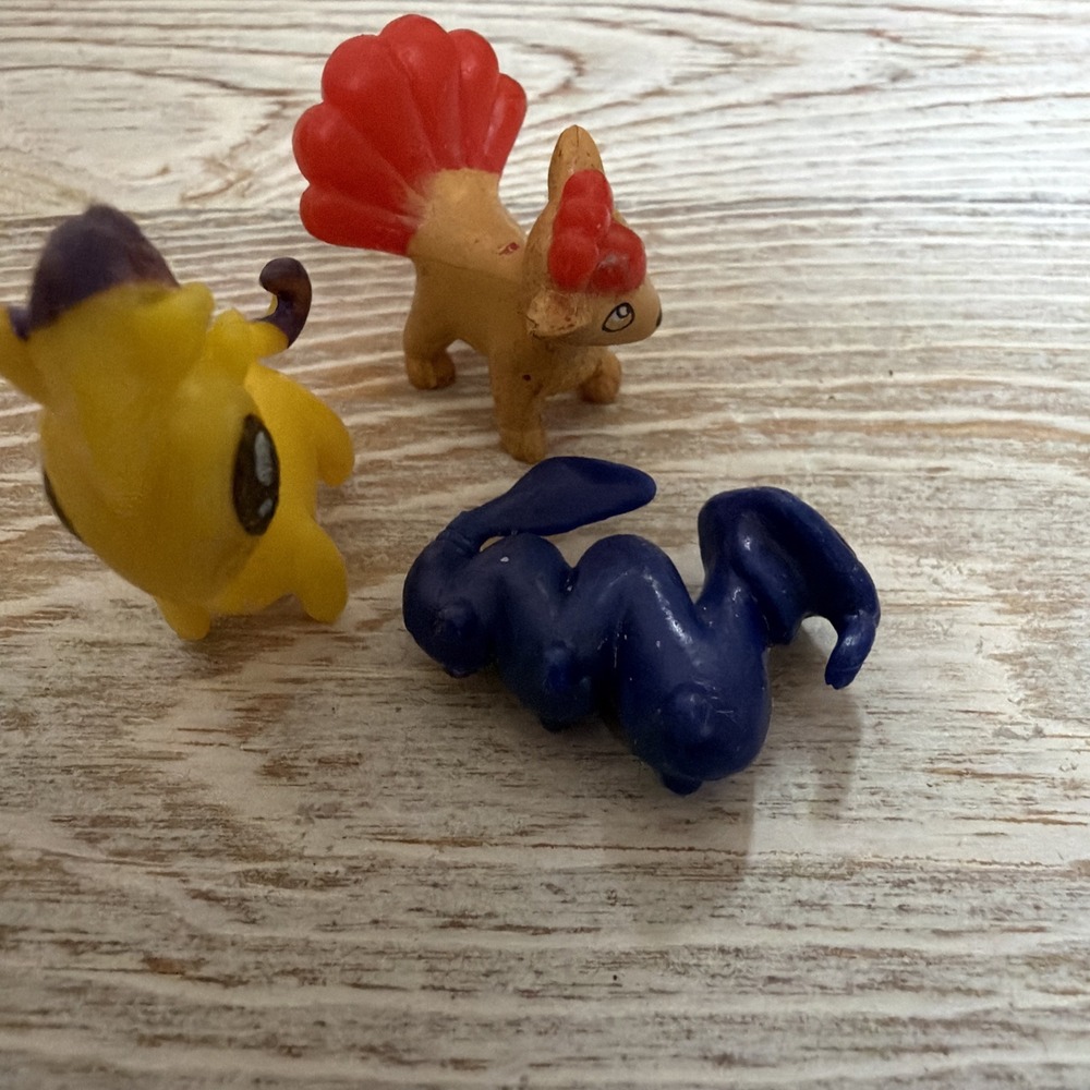 Pokemon China Mini Figure Lot Gacha Toys - Picture 14 of 16